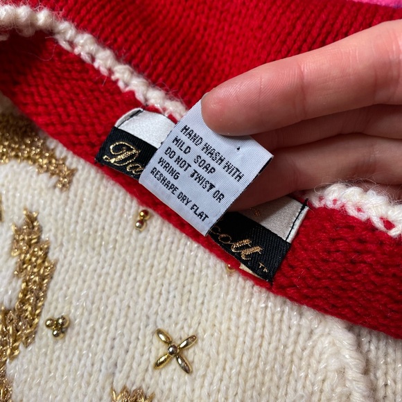 Vintage Dana Scott red and gold sweater - Picture 5 of 12